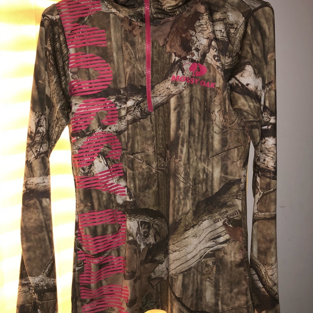 Mossy oak pullover